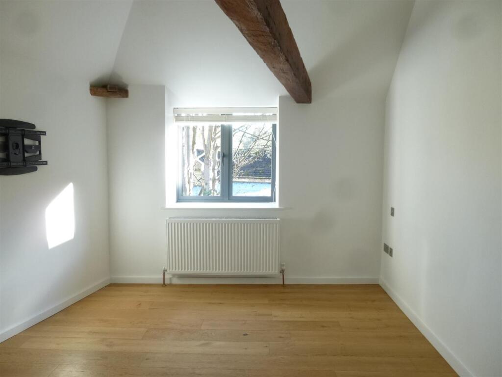 House in Peterborough - View 5
