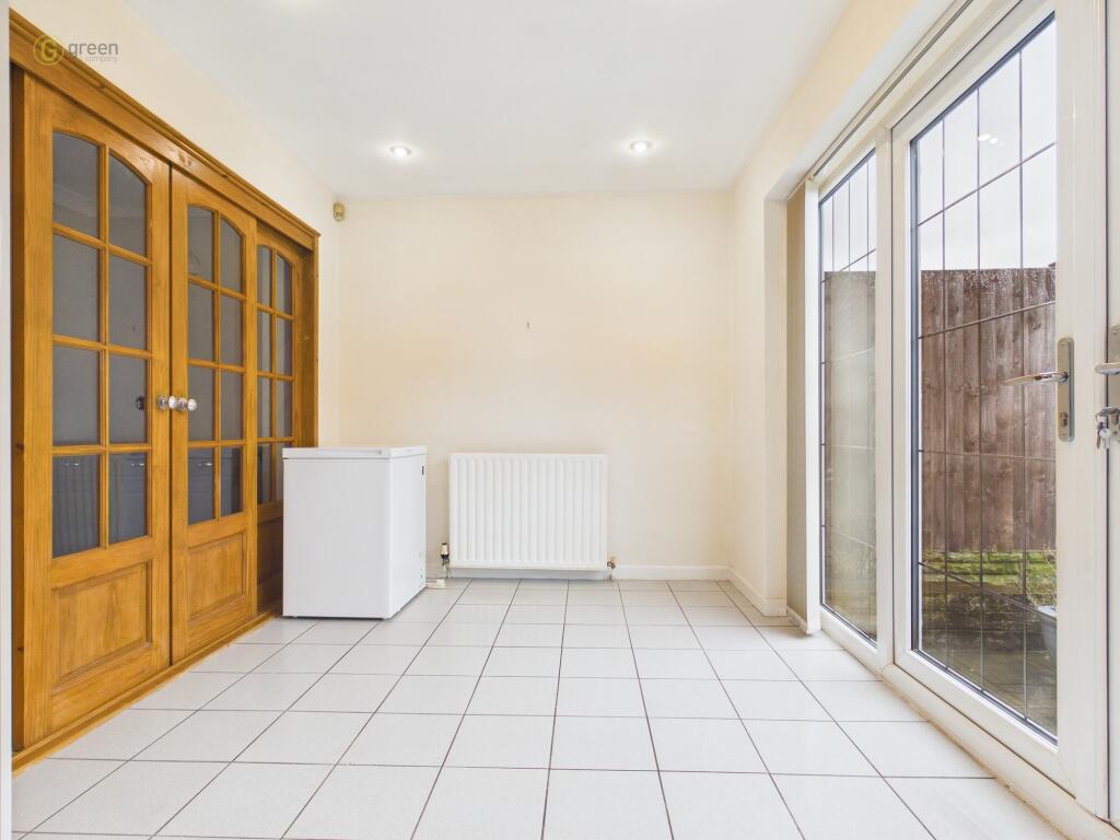 House in Solihull, Kingshurst - More