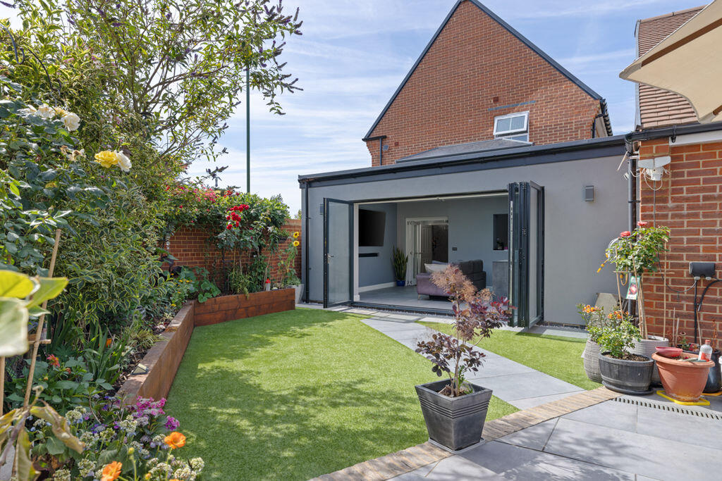 House in Chichester, Westhampnett - View 2