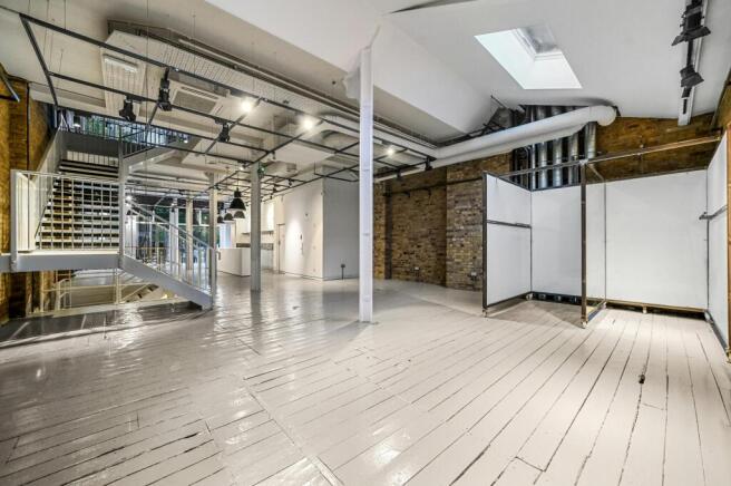MD-BC-133ShoreditchHighStreet-21.JPG