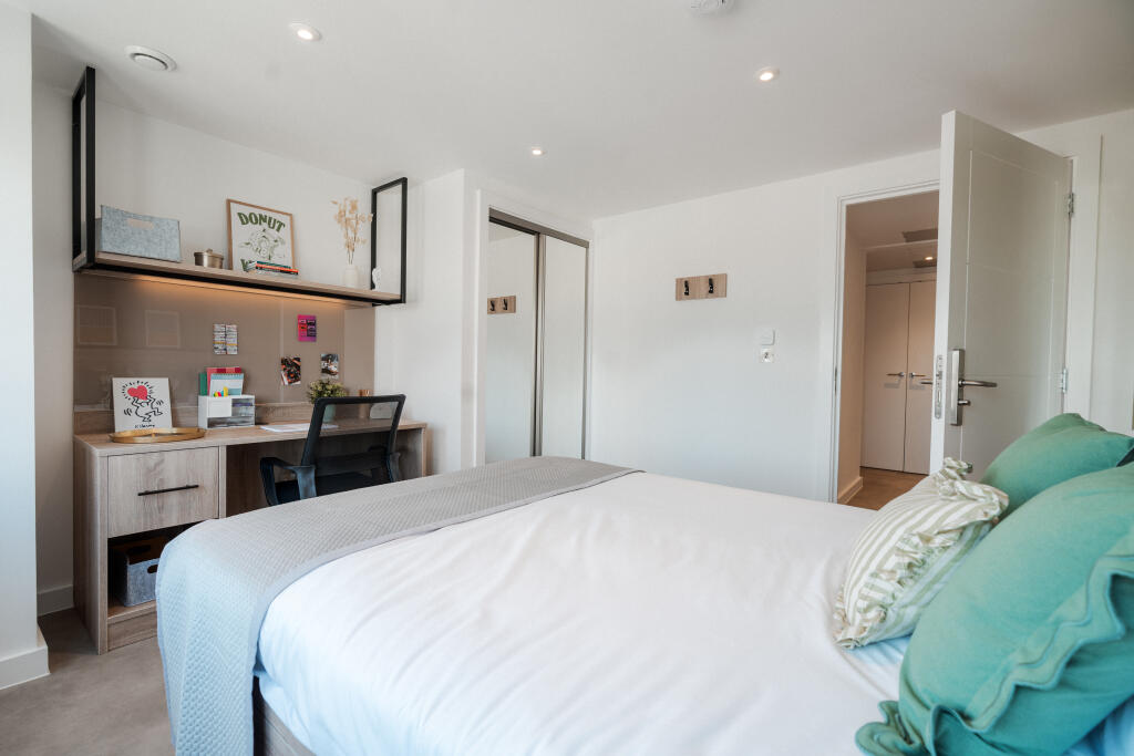 Apartment in London - View 5