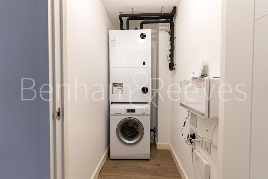 Apartment in London - View 5