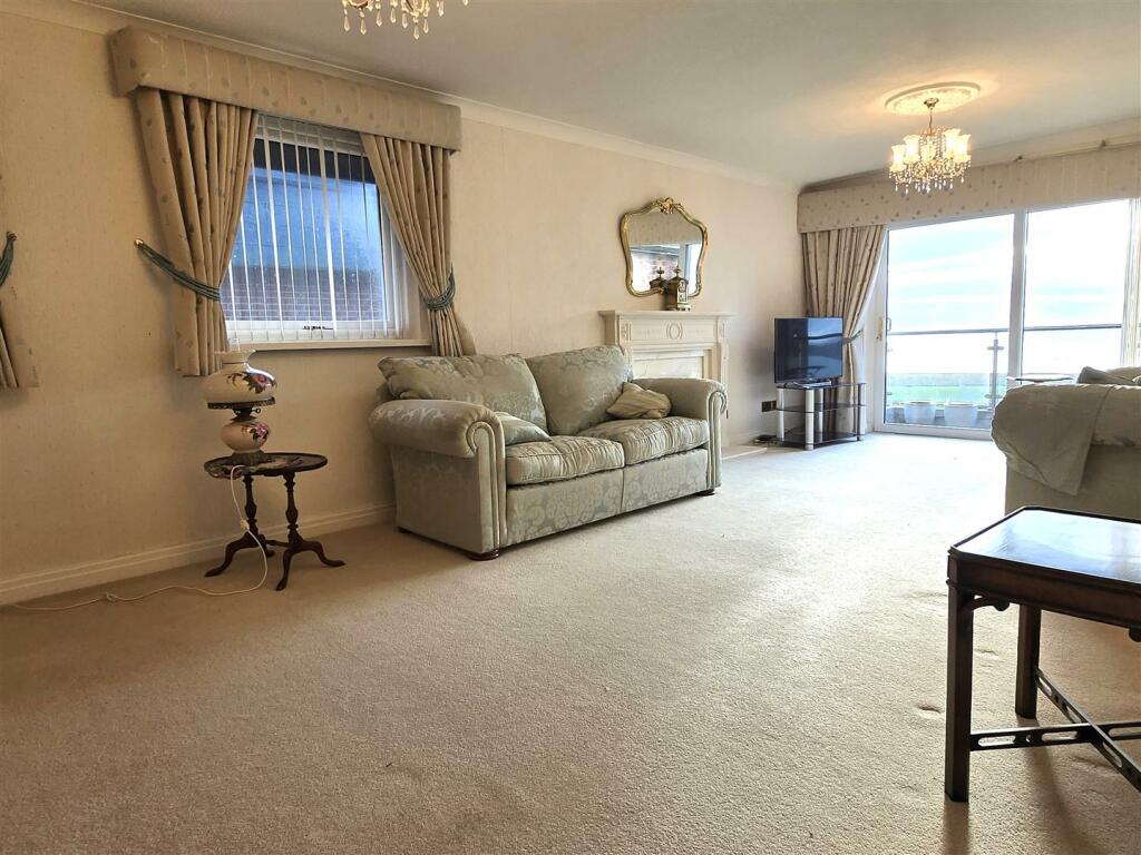 Grannys Bay, Inner Promenade, Fairhaven, Lytham St Annes photo 4