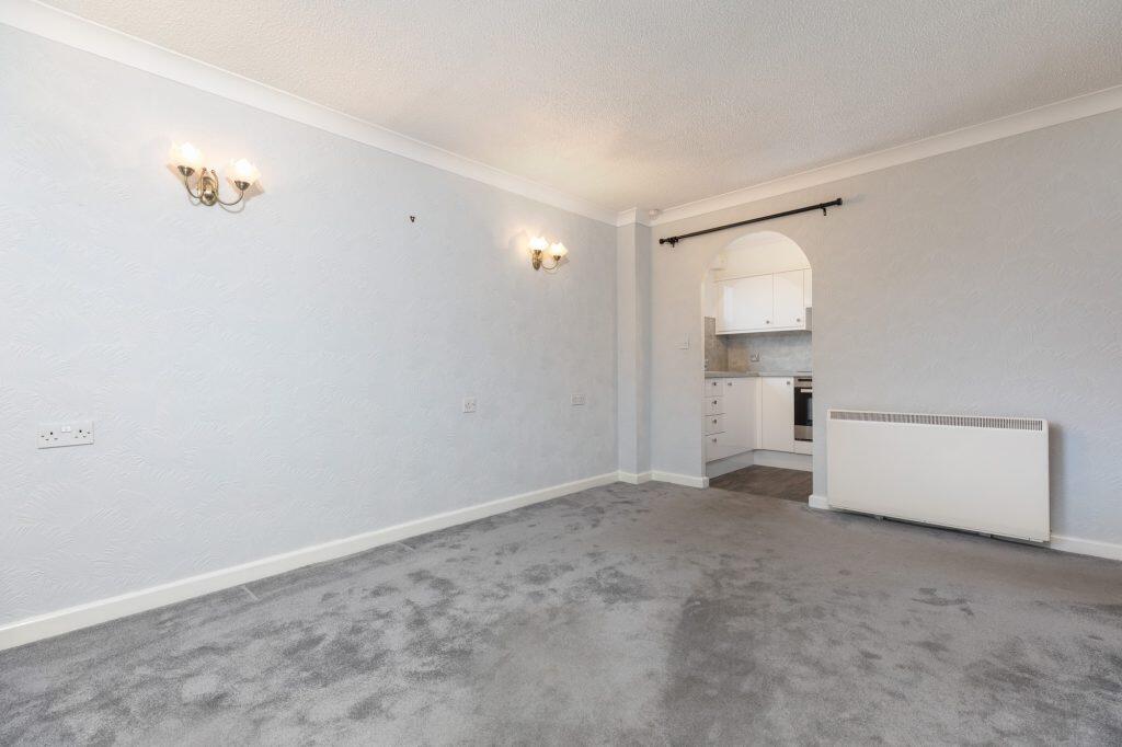 Apartment in Glasgow - View 5