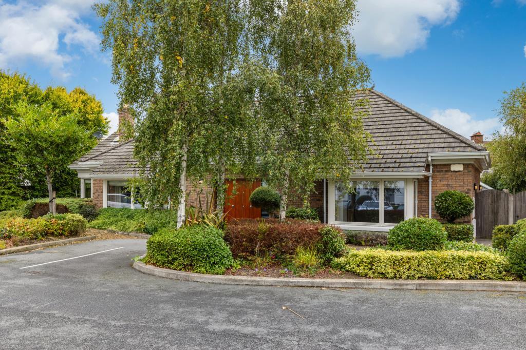 Main image of property: 17 Berehaven Place, Howth Road, Raheny, Dublin 5, D05 X062