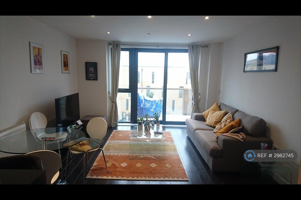 Main image of property: Bovet Court, London, E1