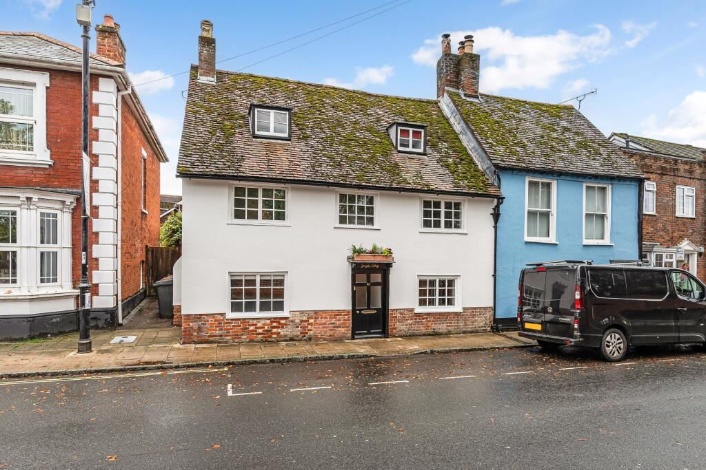 Main image of property: Romsey