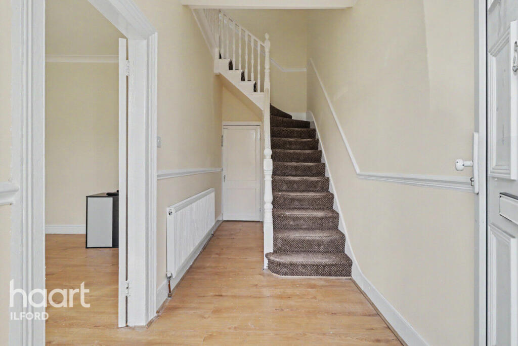 House in Ilford - View 5