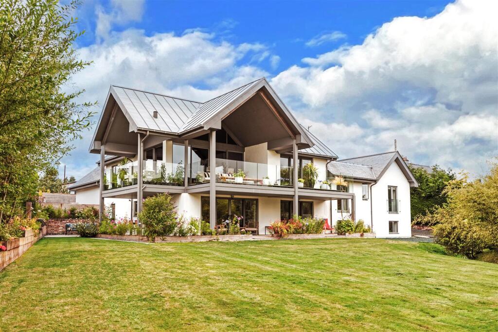 House in Stanton Upon Hine Heath, Shropshire