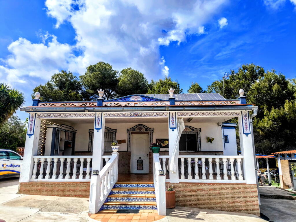 Main image of property: Valencia, Valencia, Vilamarxant