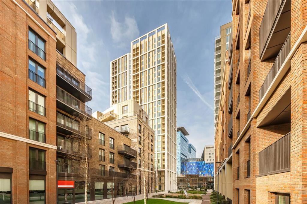 Main image of property: Cendal Crescent, Whitechapel