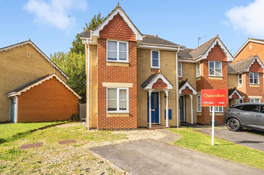 Main image of property: Demesne Furze, Headington, OX3
