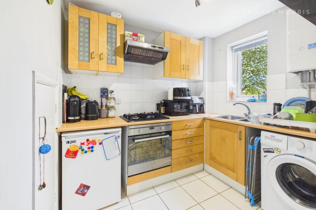 House in Huntingdonshire, Eaton Socon, St Neots - View 2