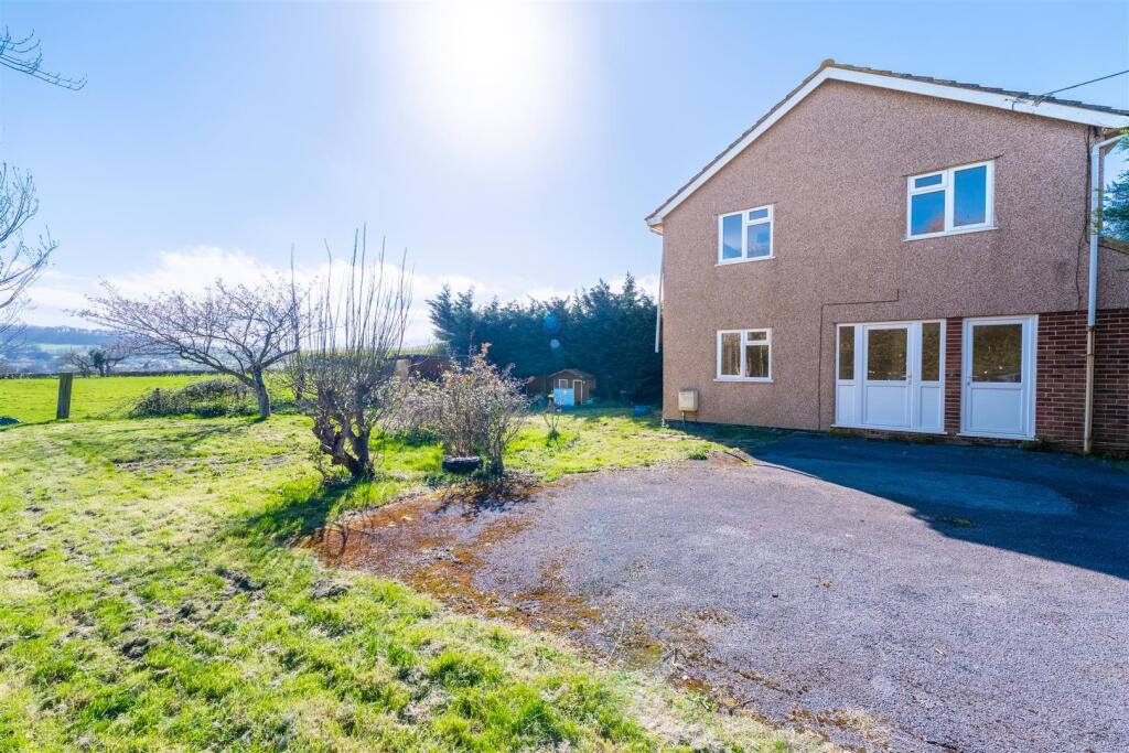 Main image of property: Two bedroom family home, ideally situated within Banwell's countryside