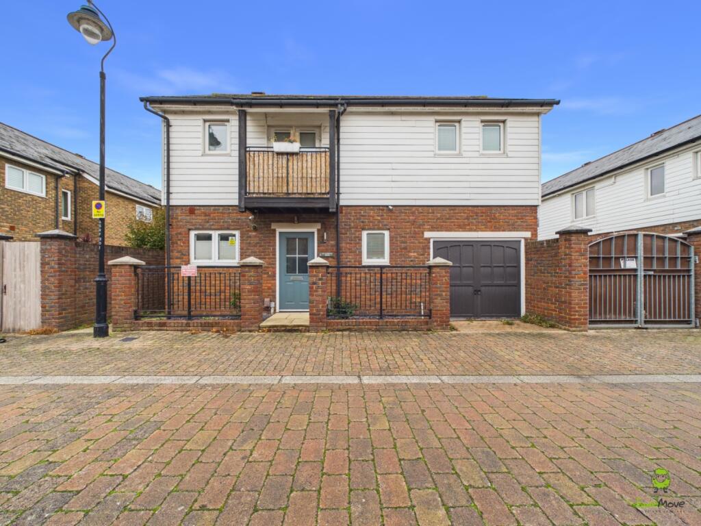 3-bed detached on St. Clements Road, Greenhithe, Kent, ,DA9, £500,000