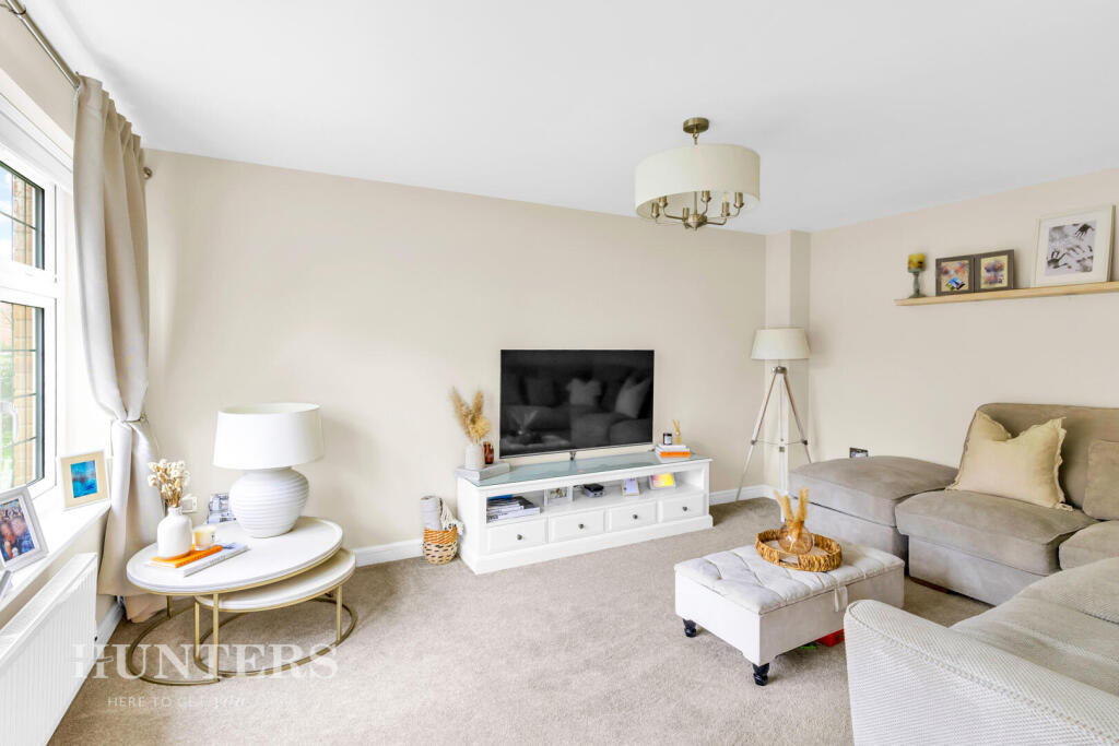 House in Rochdale, Hurstead - View 2