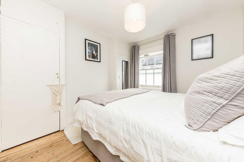 House in Richmond, North Sheen - View 5