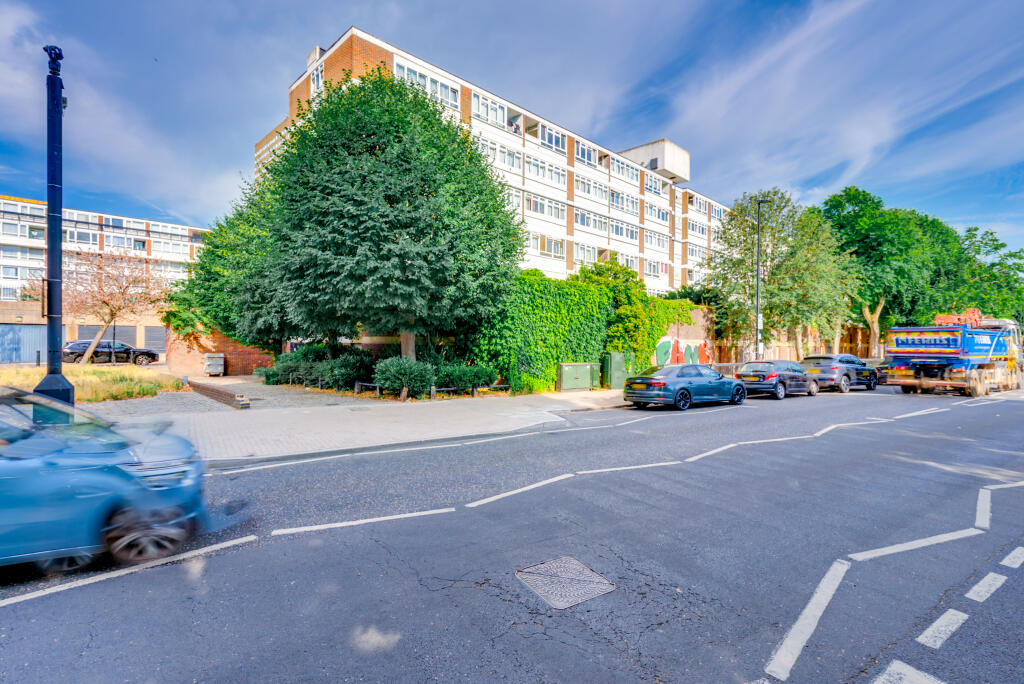 Apartment in London, Manchester Estate, Isle of Dogs - View 4