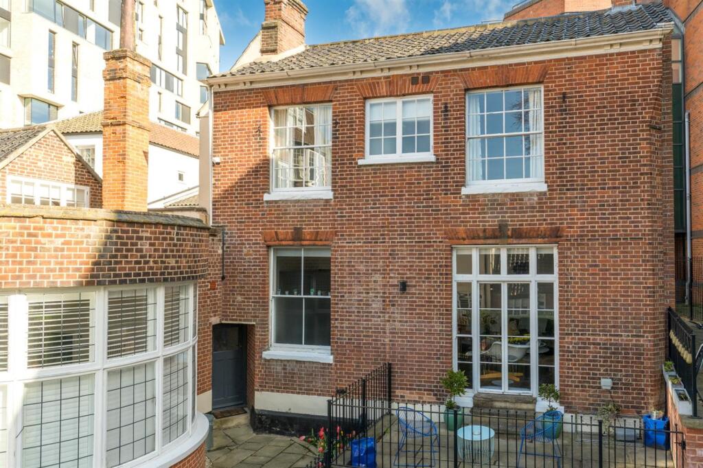 Main image of property: All Saints Green, Norwich, NR1