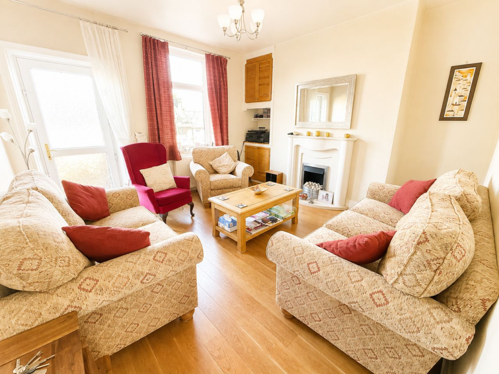 House in Bradford - View 3