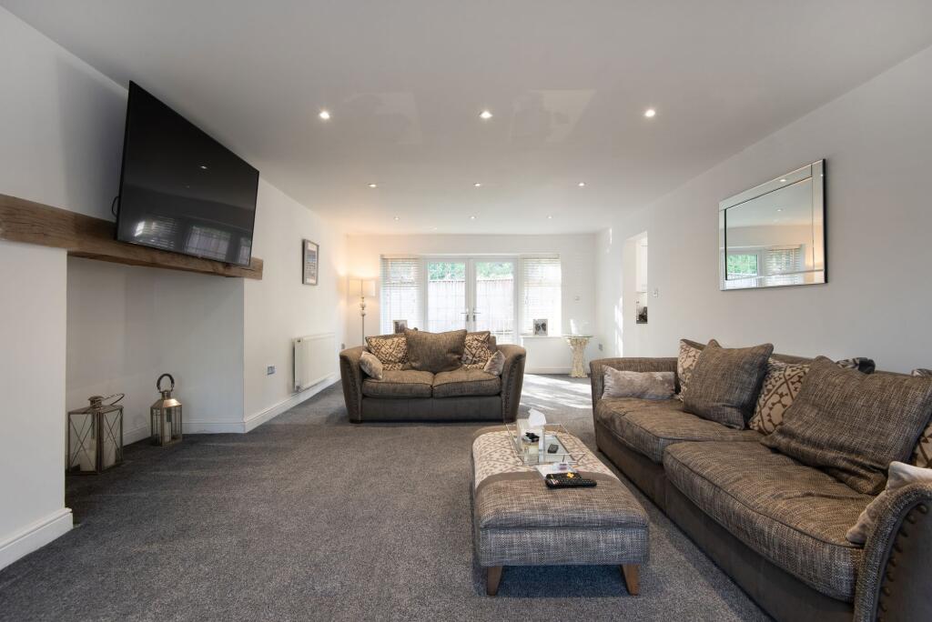 House in Wyre Forest, Aggborough, Kidderminster - View 3