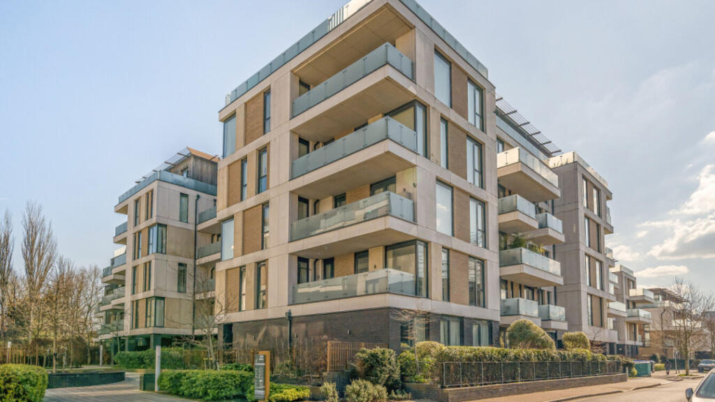 Main image of property: Osier House, Quebec Way, London, SE16 7ER