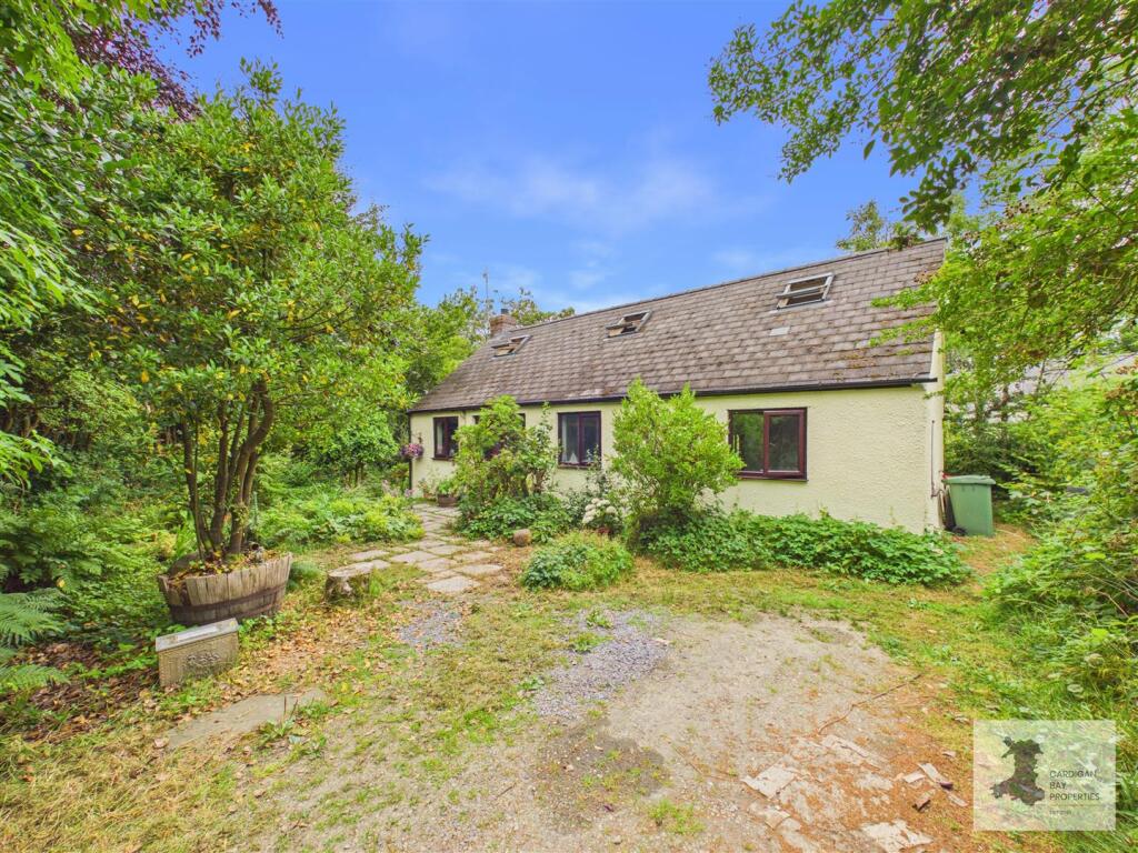 Main image of property: Mynachlogddu, Clynderwen