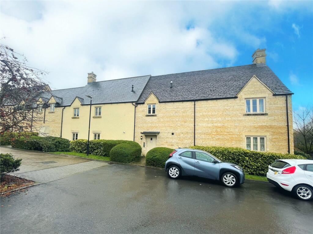 Main image of property: Cross Close, Cirencester, Gloucestershire, GL7