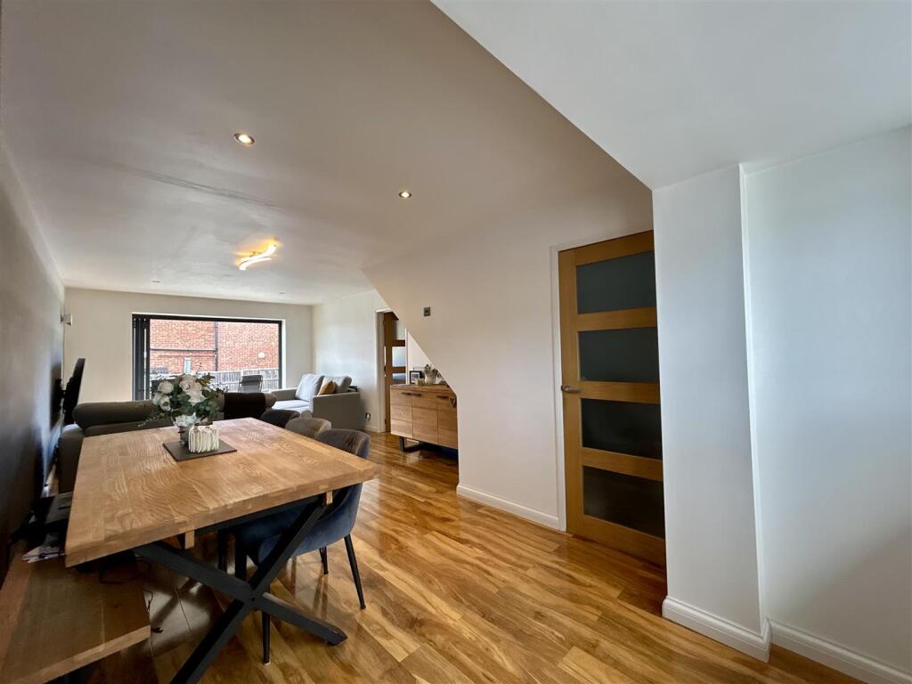 House in Dudley, Hurst Green - View 5