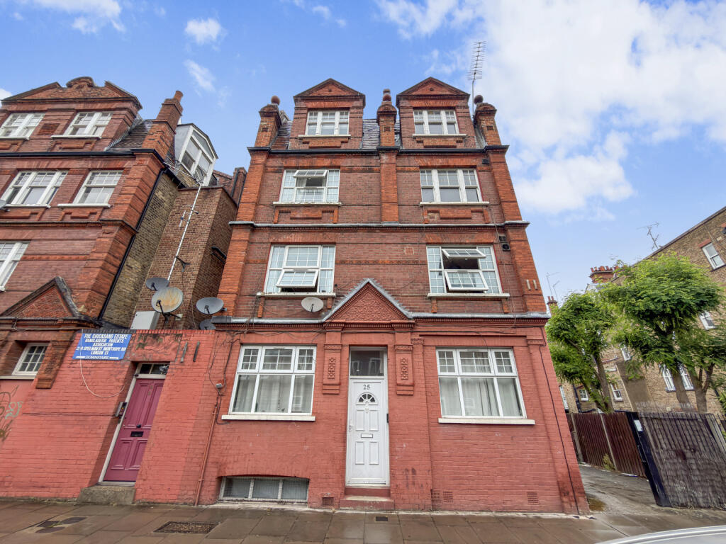 Main image of property: Monthorpe Road, London, E1
