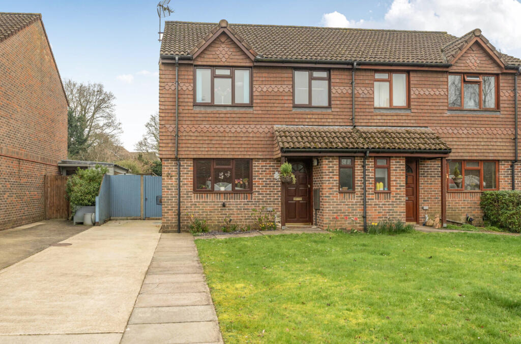 Main image of property: Chilton Close, Alfold, GU6