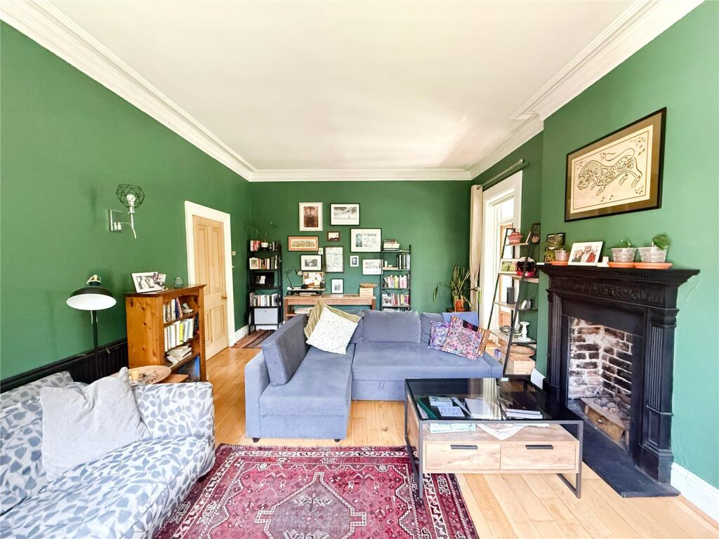 Apartment in Manchester - View 3