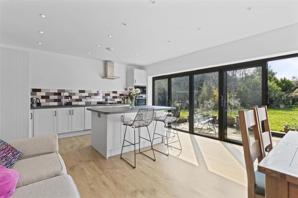 House in Brighton - View 4