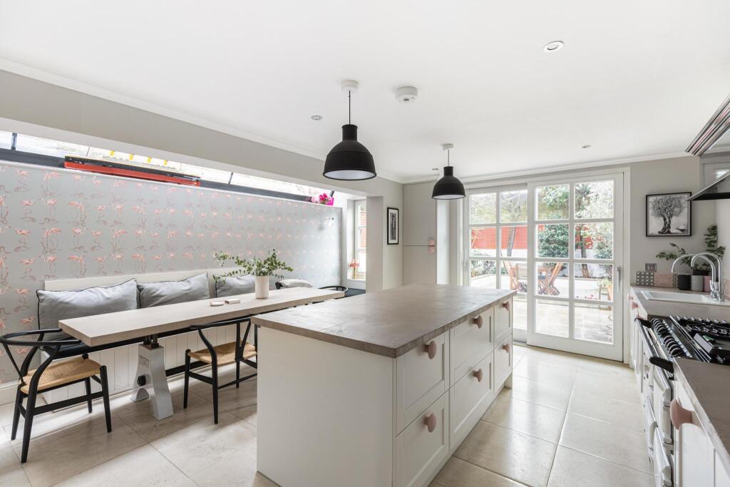 Shottendane Road, London SW6 - More