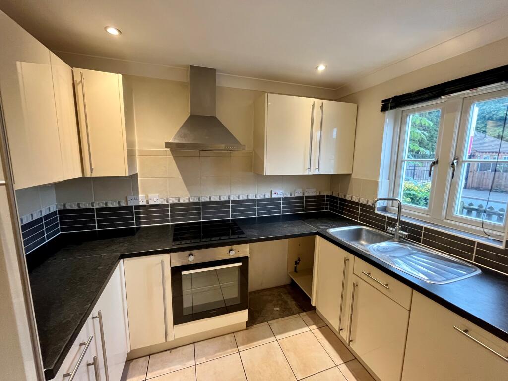 House in Ipswich - View 2