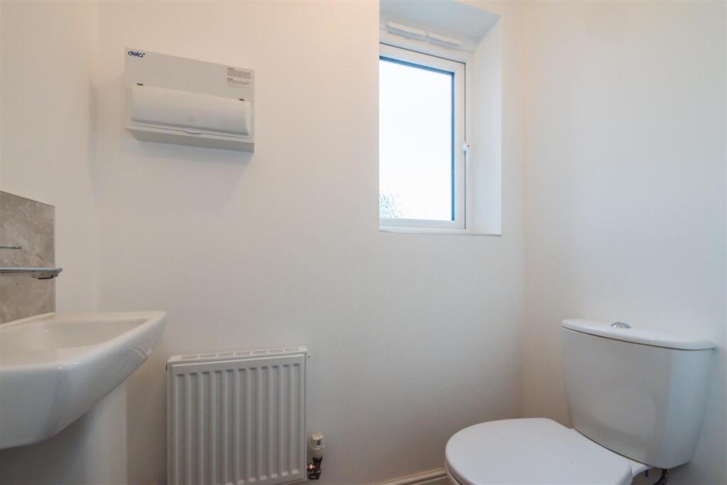 Additional image 7 of Northbeck Grange, Bradford, BD7