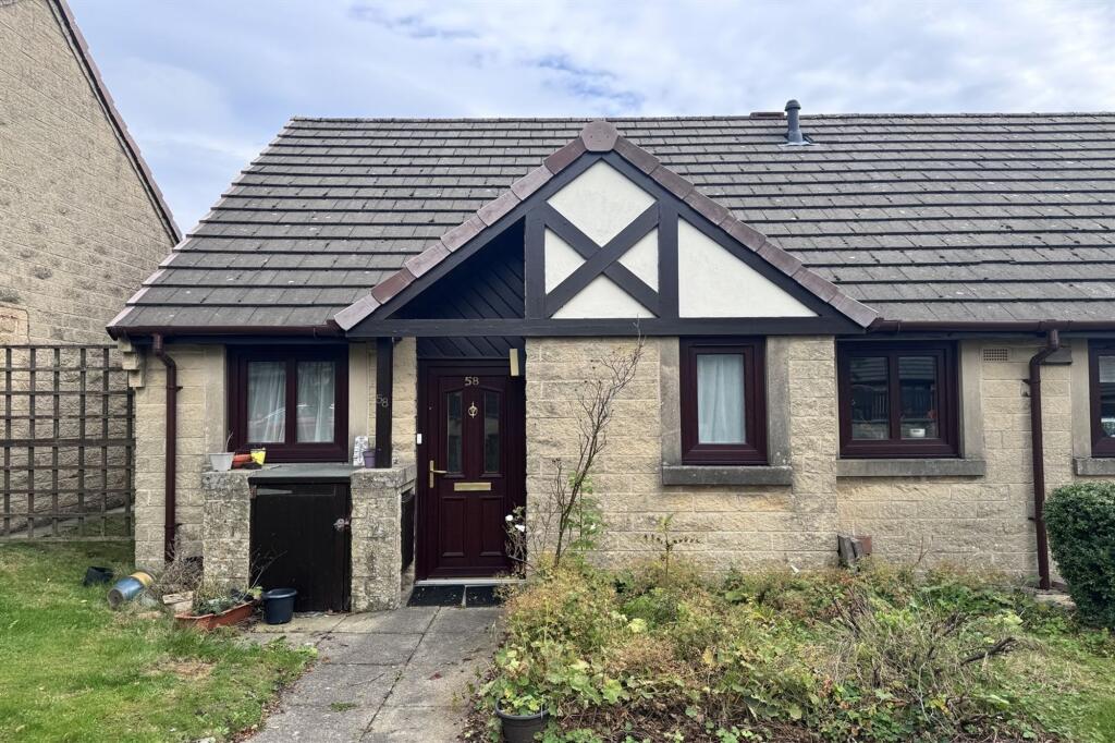 Main image of property: Eccles Fold, Chapel-En-Le-Frith, SK23