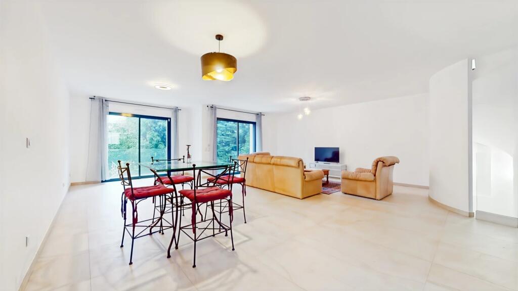 Main image of property: Paris-Isle of France, Hauts-de-Seine, Sceaux