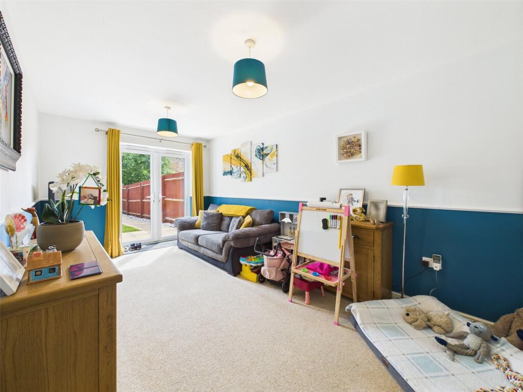 Guinevere Road, Cheltenham, Gloucestershire, GL51 photo 4
