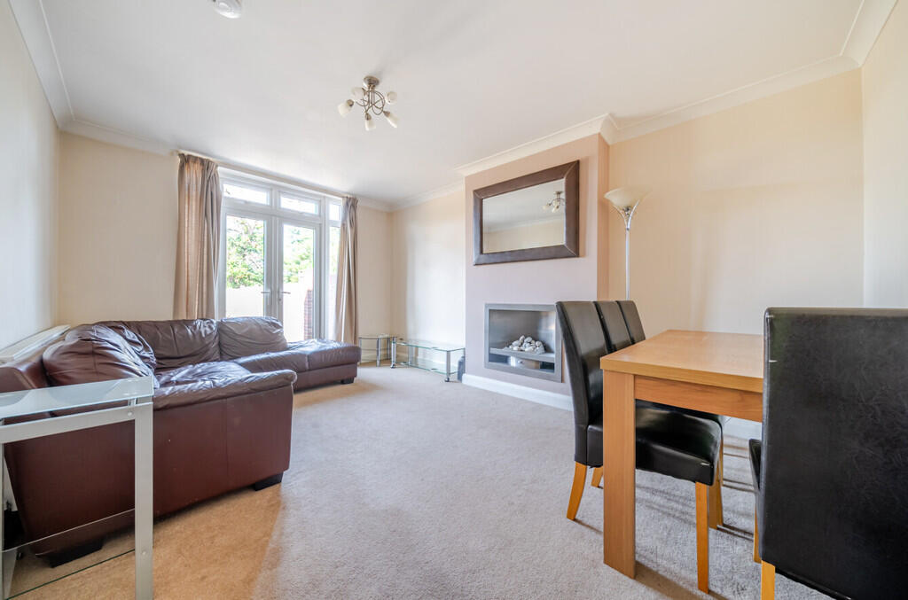 House in Dartford - View 3