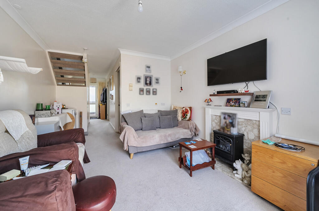 Candleford Gate, Tower Close, GU30 photo 4