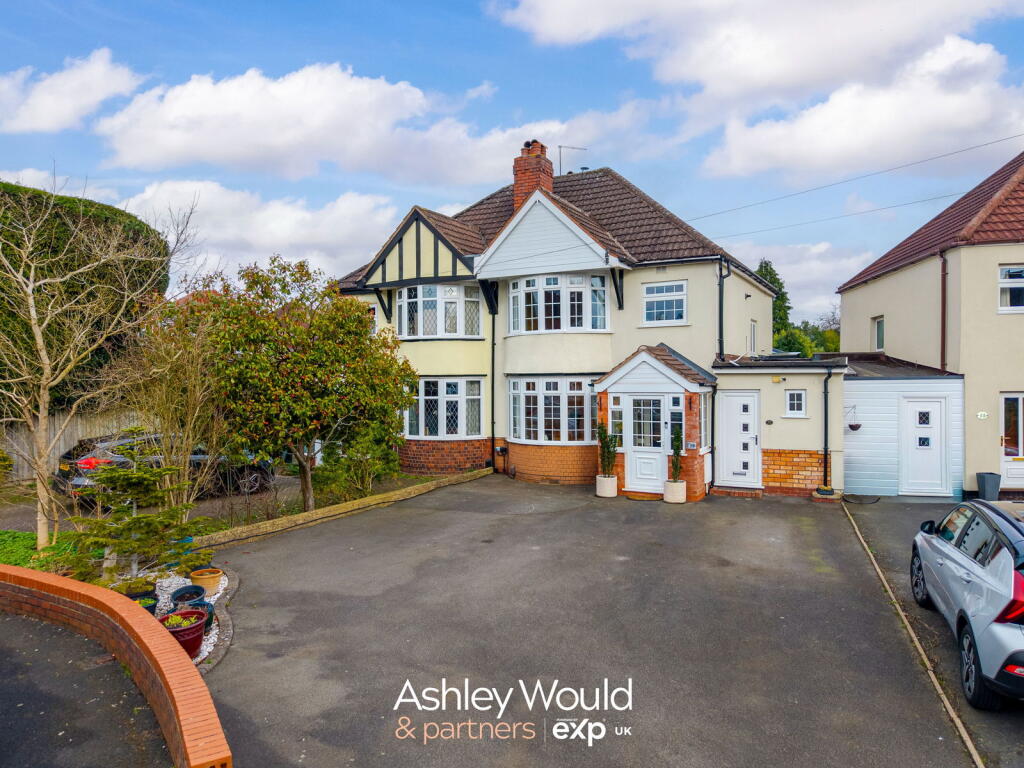 Oak Tree Crescent, Halesowen, B62 9DA