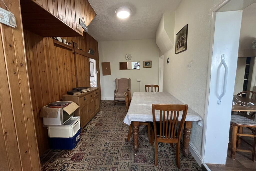 House in Melton, Leicestershire - More