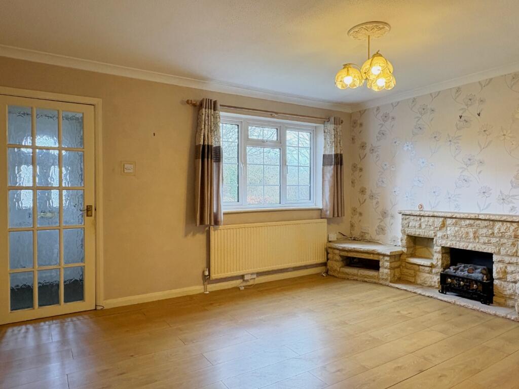 Selsey Way, Lower Earley, Reading, Berkshire, RG6 4DL photo 2
