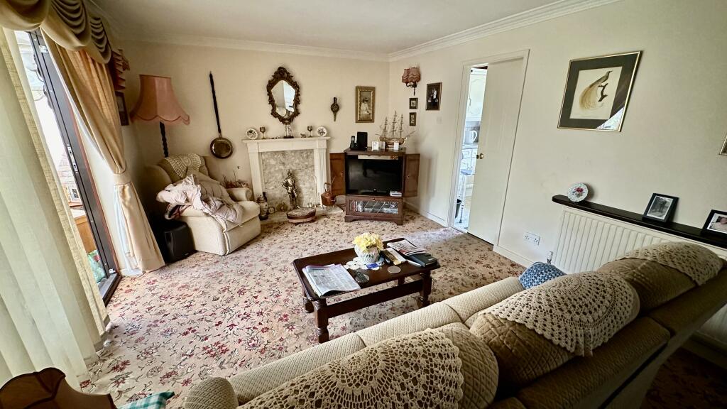House in Nottingham, Nottinghamshire - View 3