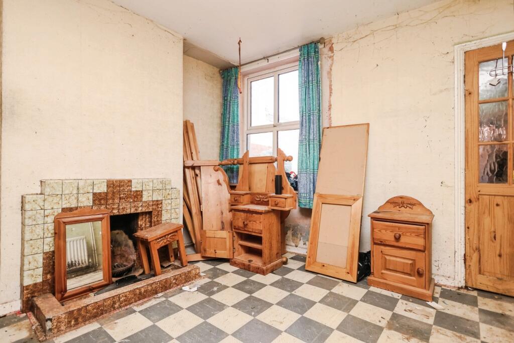 House in Worcester, Worcestershire - View 5