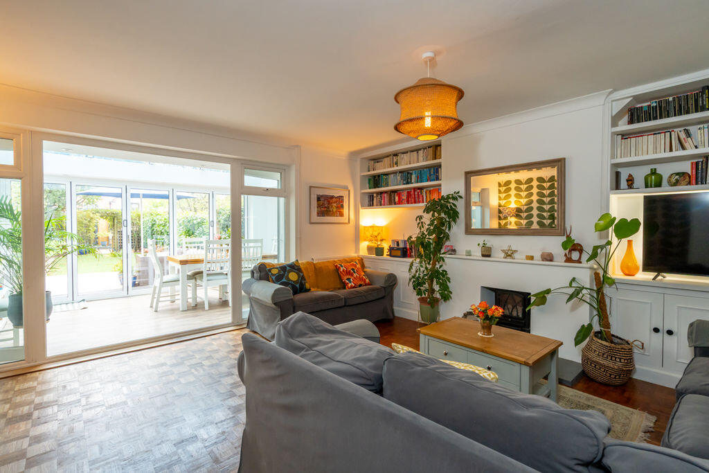 House in Portsmouth - View 4