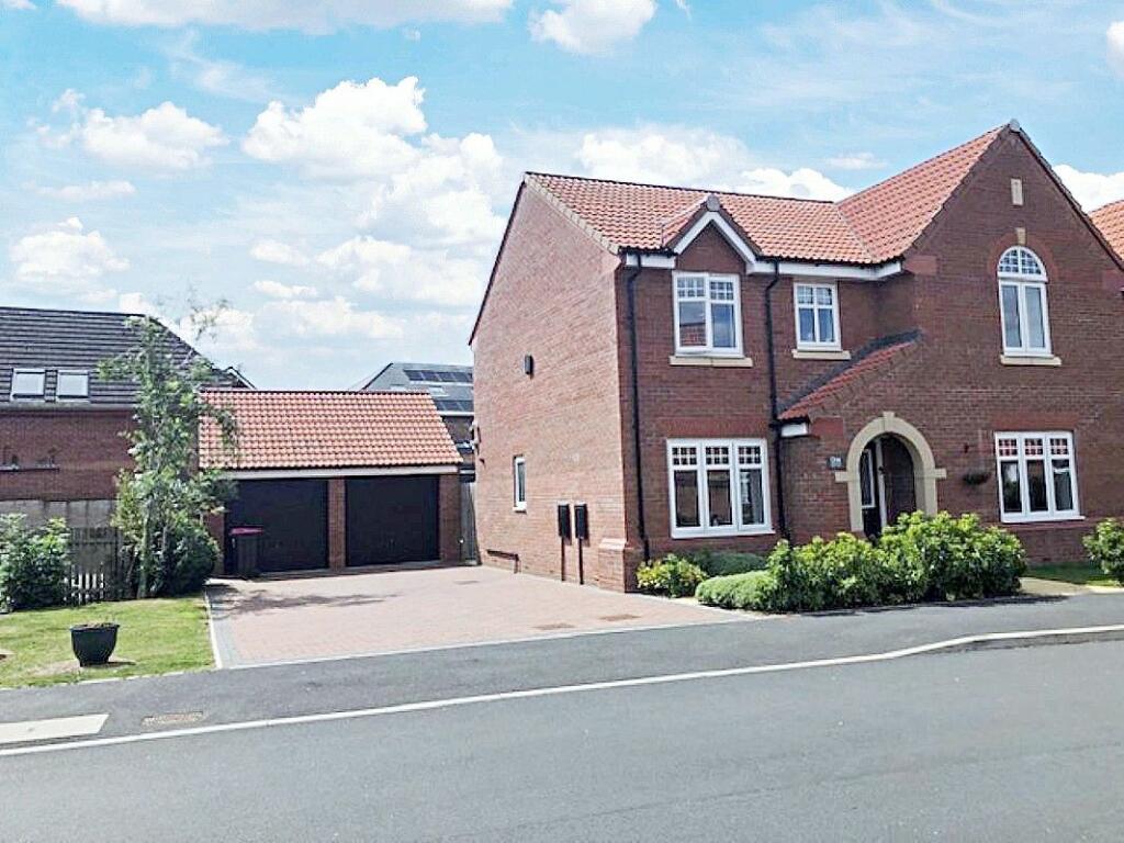 4-bed detached on Peppercorn Way, Wickersley, Rotherham, £525,000