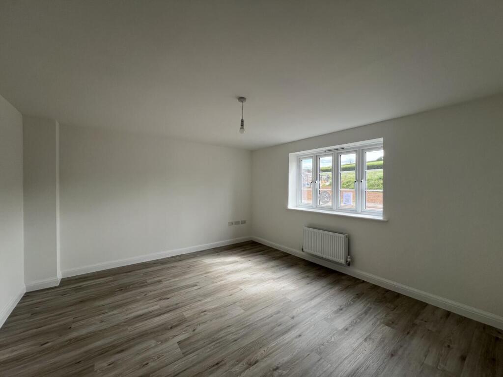 House in Taunton - View 4