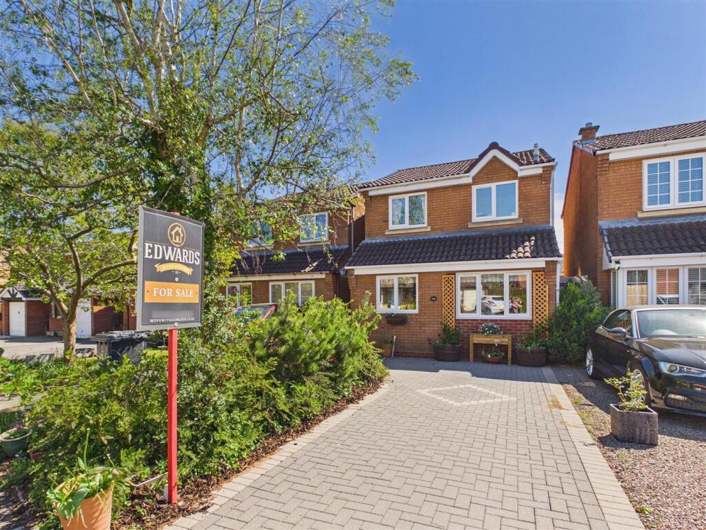 Main image of property: Heron Lane, Stratford-Upon-Avon